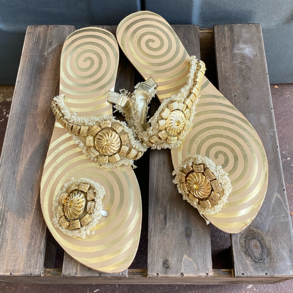 BCBGeneration sandal size 9